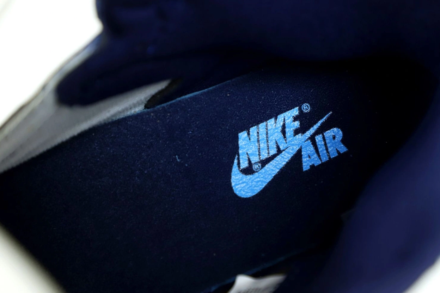 AIR RETRO 'OBSIDIAN' JORDAN 1 HIGH OG 1120